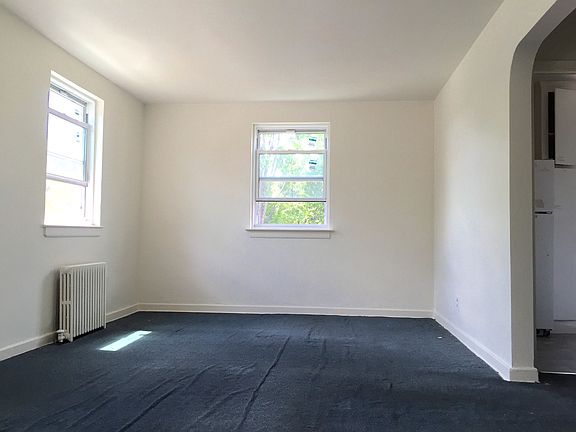 3rd image of 26001 Langston Ave