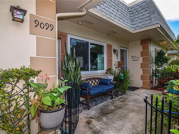 2nd image of 9099 Pinehurst Dr #4R