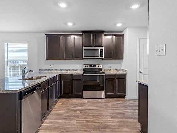 5th image of 11737 Davalos Ln