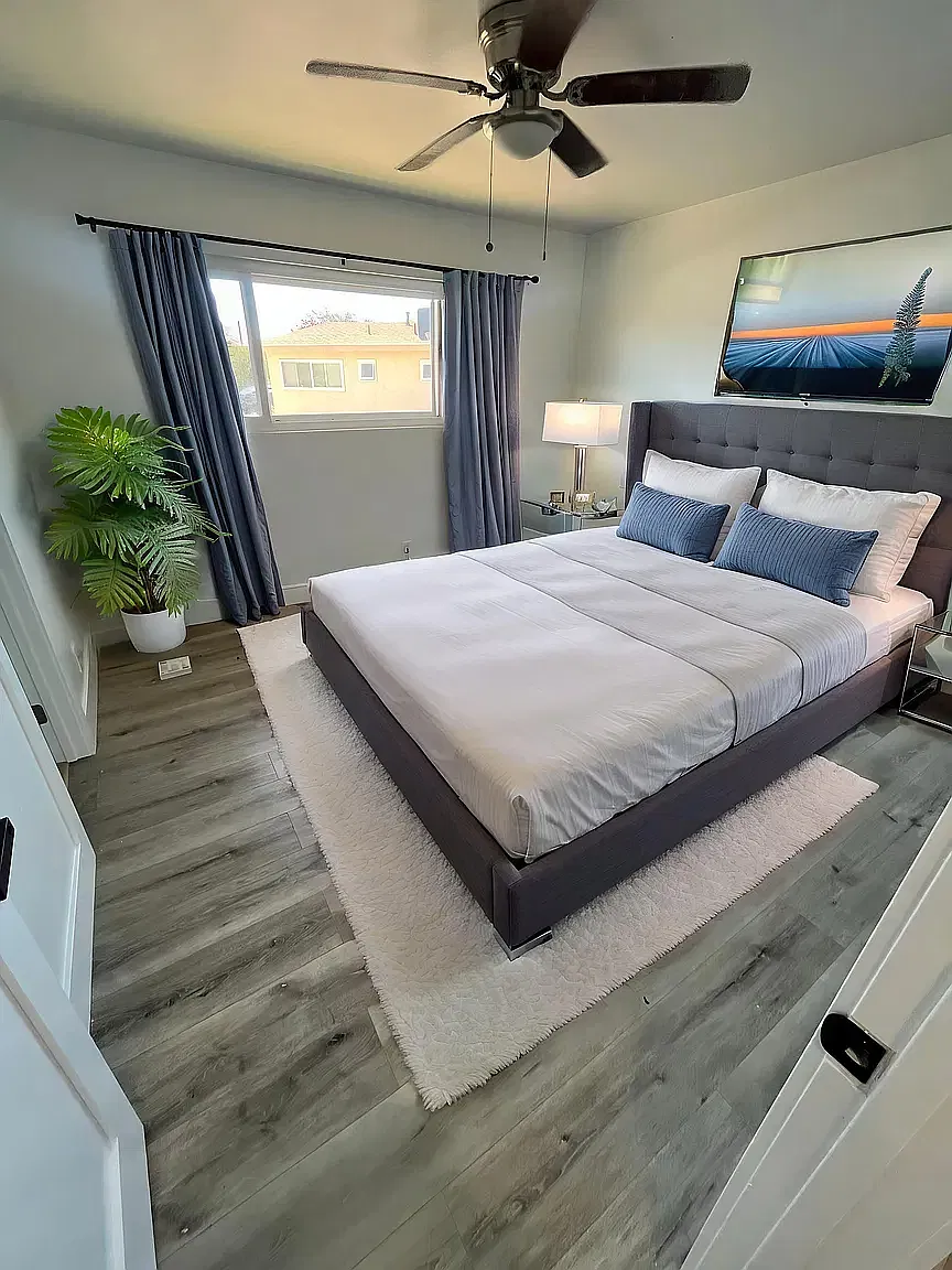 3 bed, 1380 sqft, $4,495 — Photo 3