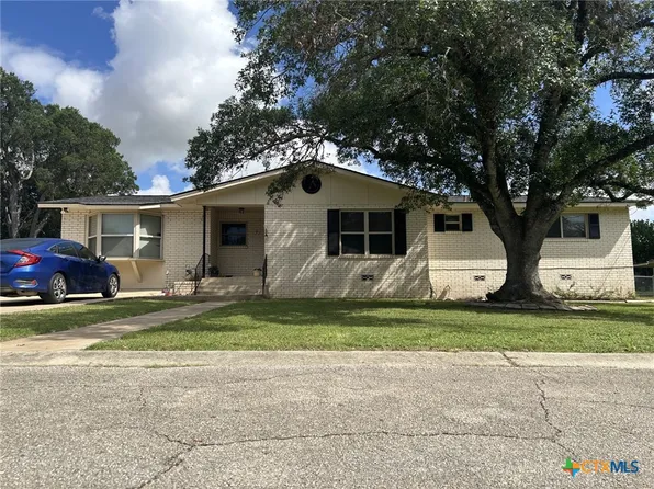 21 Ohio Ave, New Braunfels, TX 78130