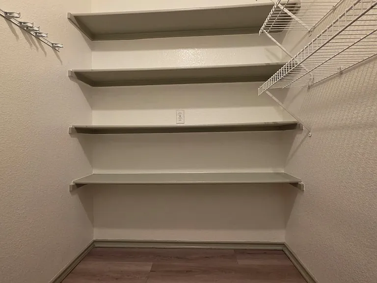 kitchen pantry pic 2