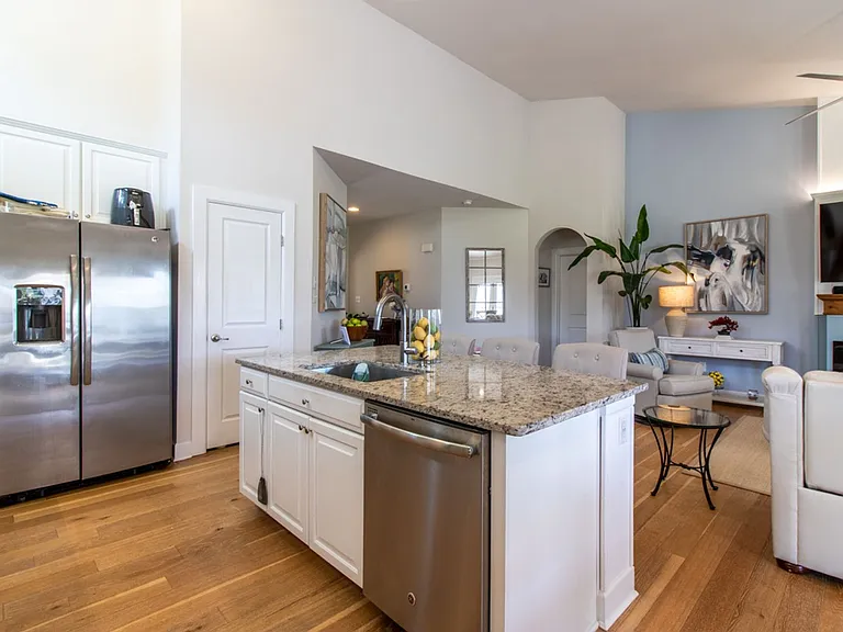 31832 Carmine Dr — Photo 5