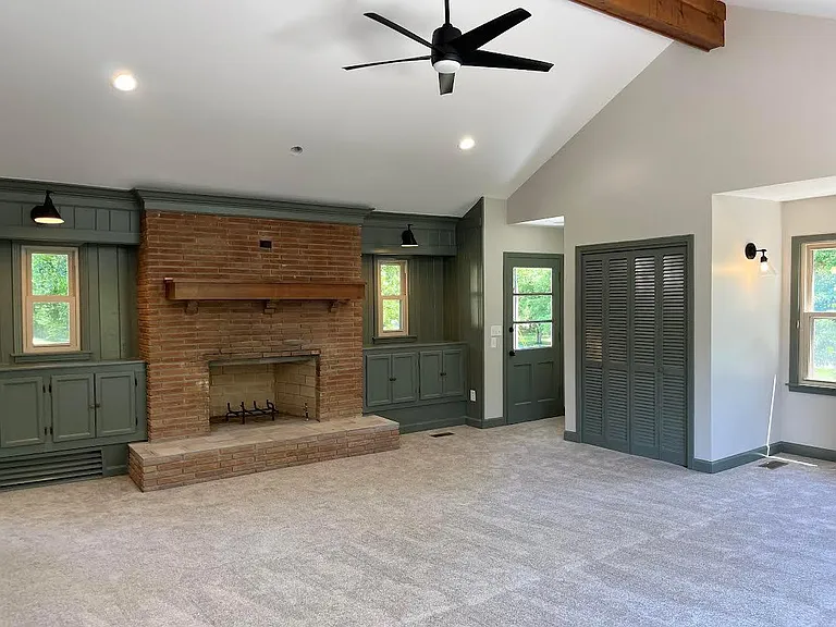 409 Barbara Dr — Photo 29