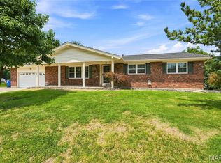 1613 Tamarack Dr, Saint Charles, MO 63301