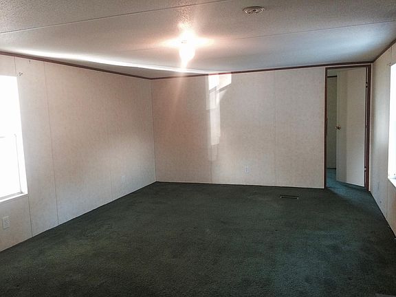 4th image of 5196 Taylor Ave