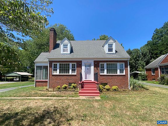 2nd image of 210 W Gordon Ave