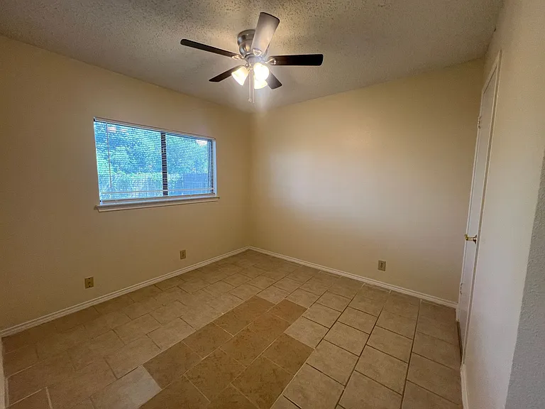 9951 Echo Plain Dr — Photo 13