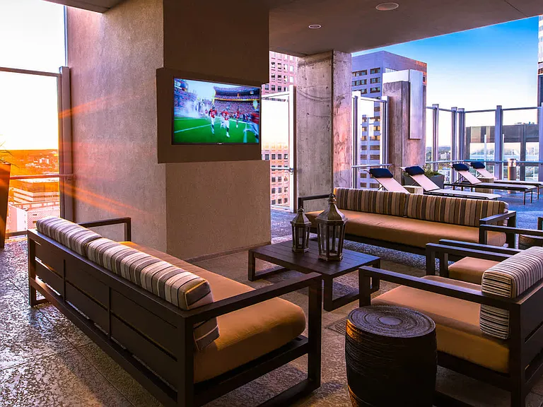 Rooftop Lounge