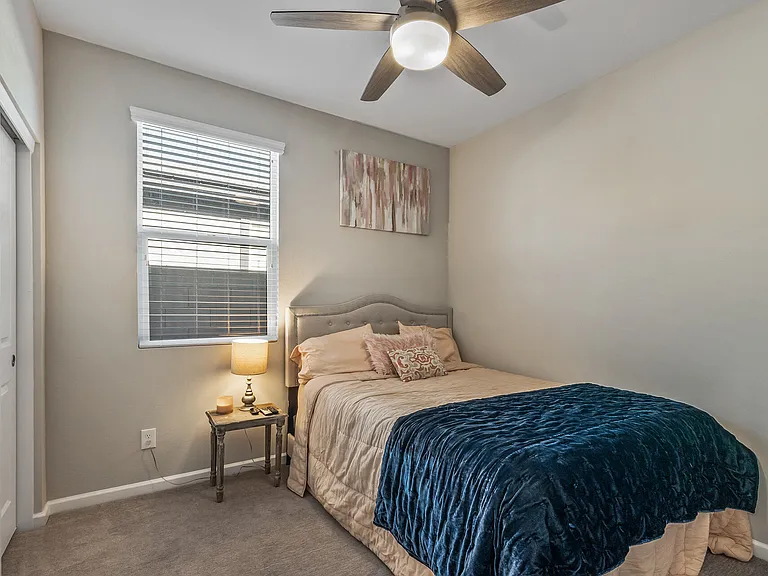 17352 W Paraiso Ln — Photo 40