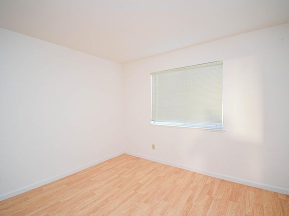 Downstairs Bedroom 3