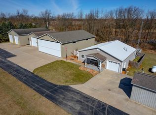 9363 S Grow Rd, Greenville, MI 48838