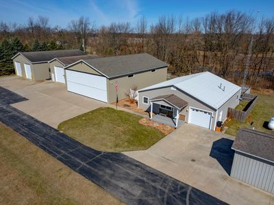 9363 S Grow Rd, Greenville, MI, 48838