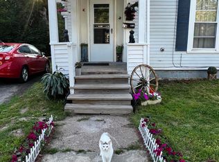 7 Franklin St, Calais, ME 04619