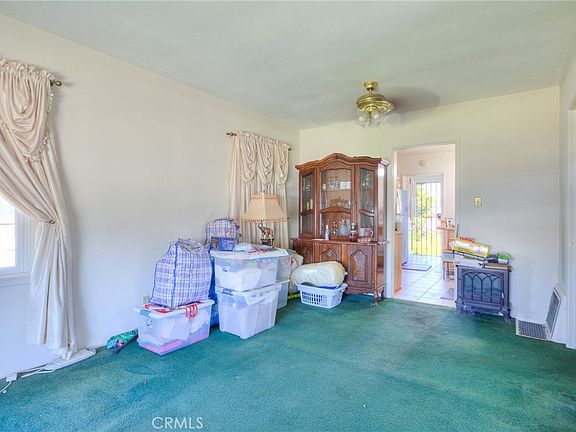 5th image of 422 E 139th St