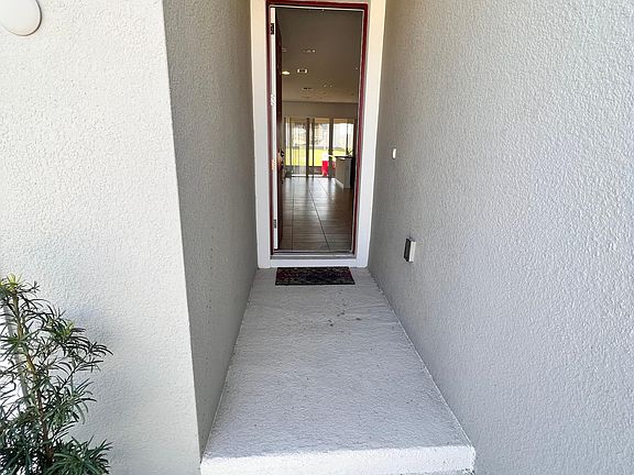 Front door Entrance
