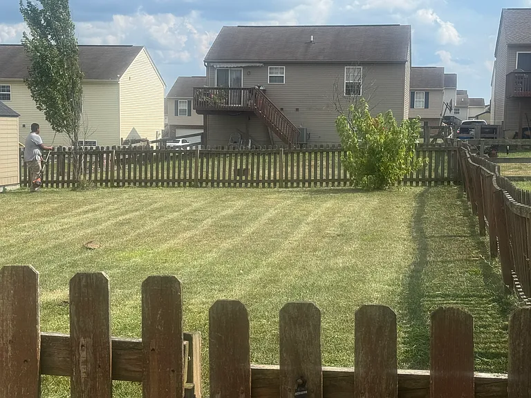 619 Branch Ct — Photo 2