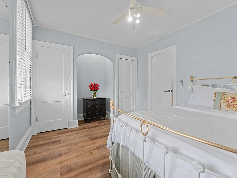 Dresser & desk easily fit in this room