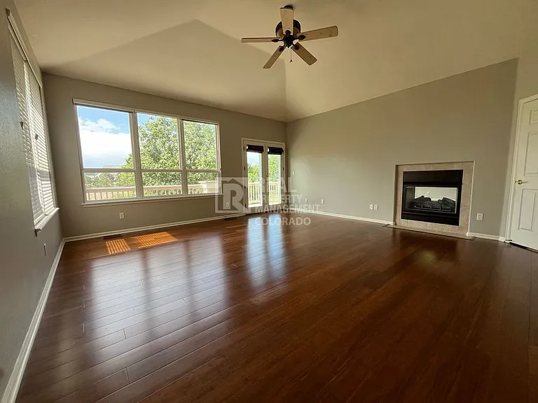 857 Appleby Pl — Photo 6