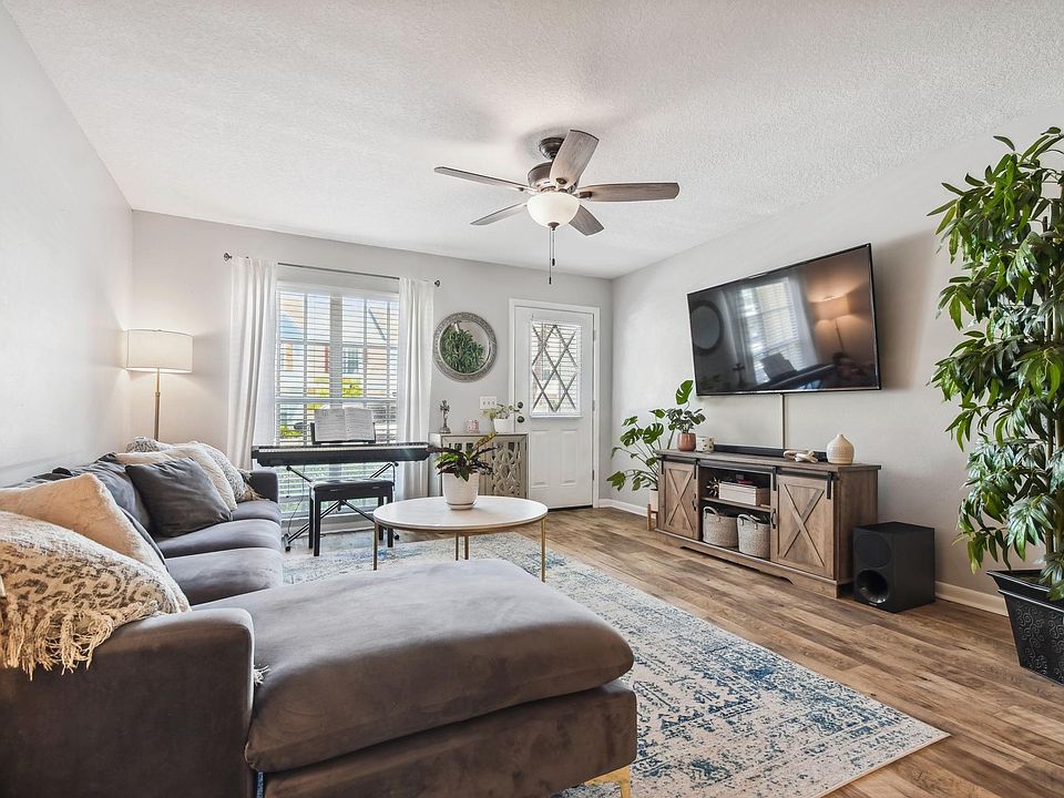 1st image of 3338 W Wyoming Cir