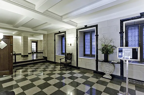 Rented by Brown Harris Stevens | media 21