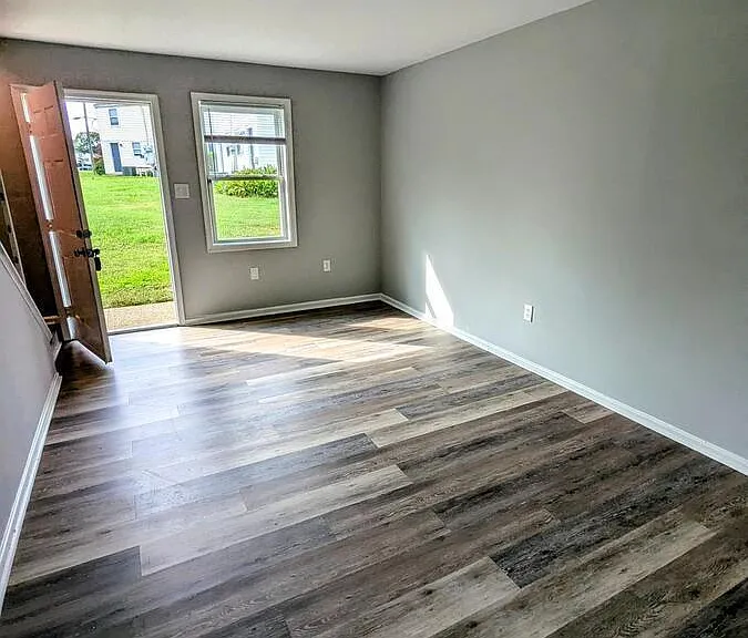 405 W Fritz St — Photo 2