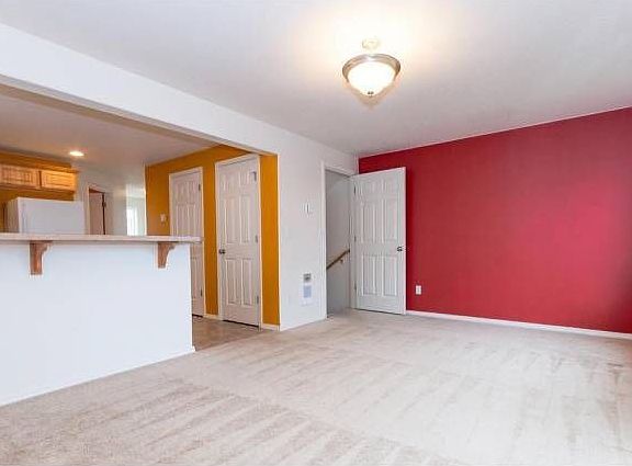 Unit 5810 Living room