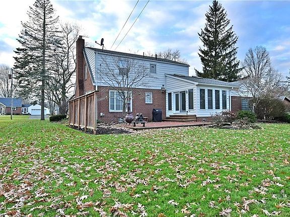 4th image of 766 Perkinswood Blvd NE