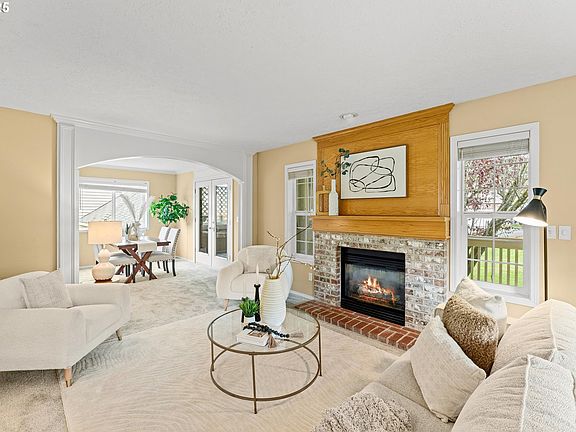3rd image of 13931 SE Rolling Meadows Dr