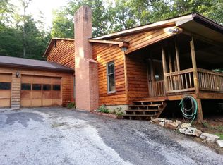 1121 Dismal Hollow Rd, Front Royal, VA 22630