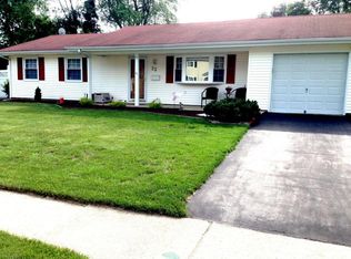 23 Fox Dr, Jackson, NJ