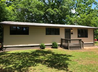 10 Rowe St, Newnan, GA 30263