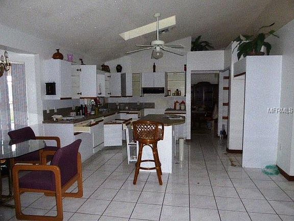 5th image of 391 24th Ave NE