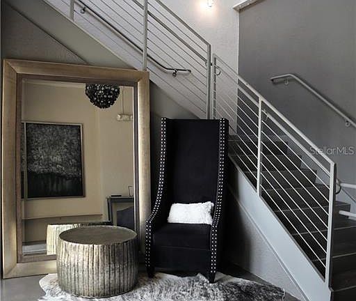 2nd image of 1501 W Horatio St APT 109