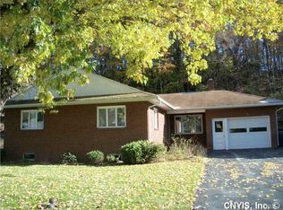 137 Boulder Rd, Syracuse, NY 13209