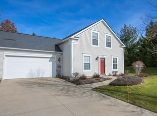 1893 Hamden Ln, Stow, OH 44224