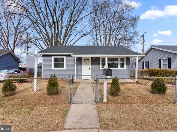 13 Longeron Dr, Middle River, MD 21220