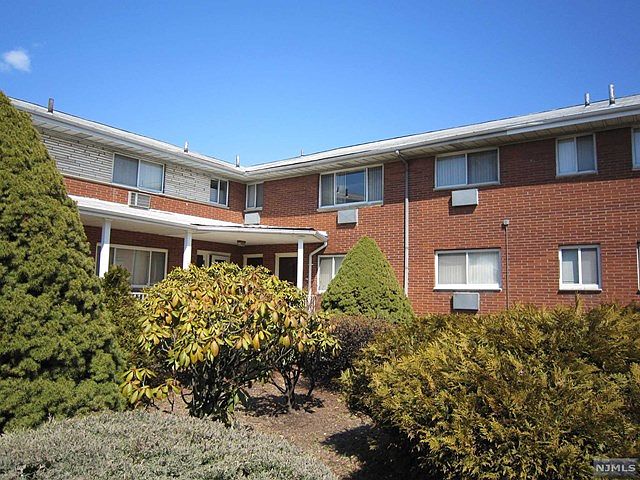 1st image of 1315 Anderson Ave #20-1520