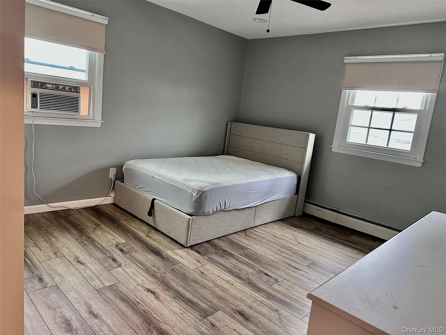 1 bed, 2.5 bath, 1954 sqft, $1,900 — Photo 1