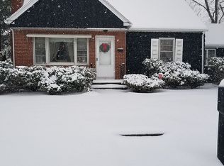 3 Peer St, Springfield, MA 01109