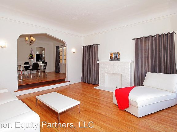 2nd image of 210 N Edgemont St APT 4