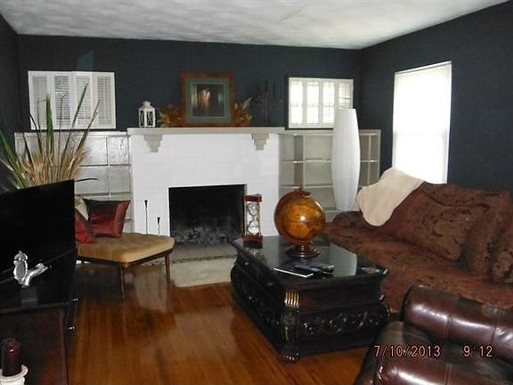 3rd image of 68 Carson Ave