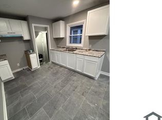 14594 Robson St, Detroit, MI 48227