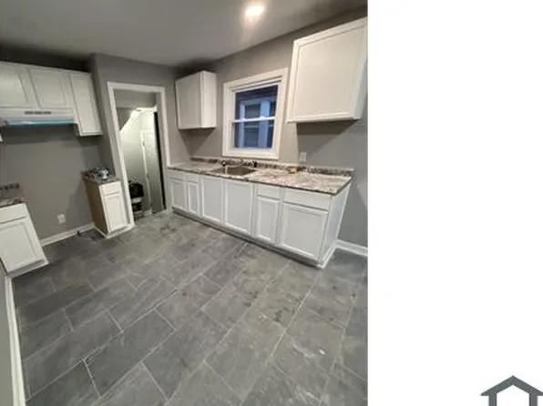 14594 Robson St, Detroit, MI 48227