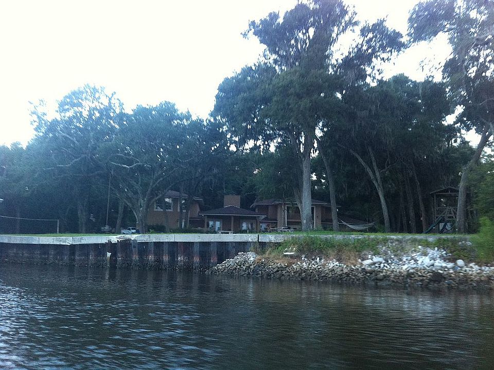 2nd image of 15171 Cape Dr N