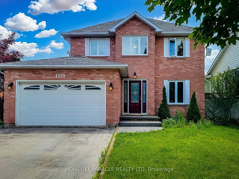 4559 Street Volodymyr Cres — Photo 1