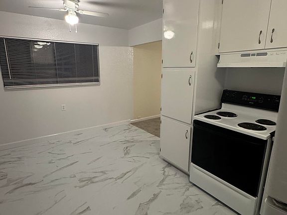 4th image of 416 Grove Way
