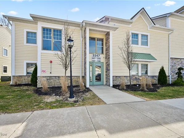 5547 Beavercrest Dr #208, Lorain, OH 44053