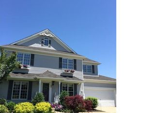5511 Wyndfield Ct, Hamburg, NY 14075