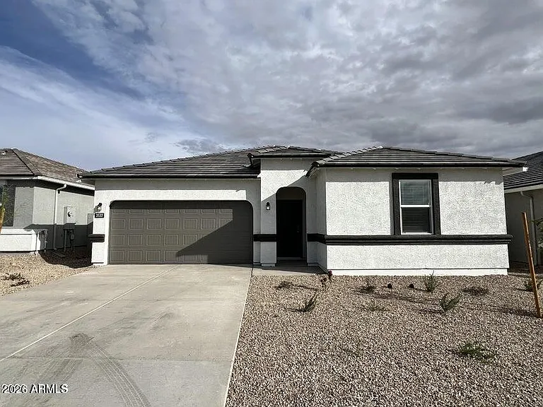 3532 N Sequoia St — Photo 1